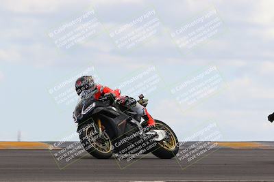 media/Feb-24-2023-Apex Assassins (Fri) [[1dfdb28110]]/Trackday 2/Session 4 (Turn 9)/